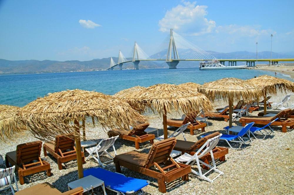 360 Spectacular View Apartamento Patras Exterior foto